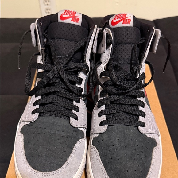 Jordan Sneakers Black Gray Red - Picture 5 of 9